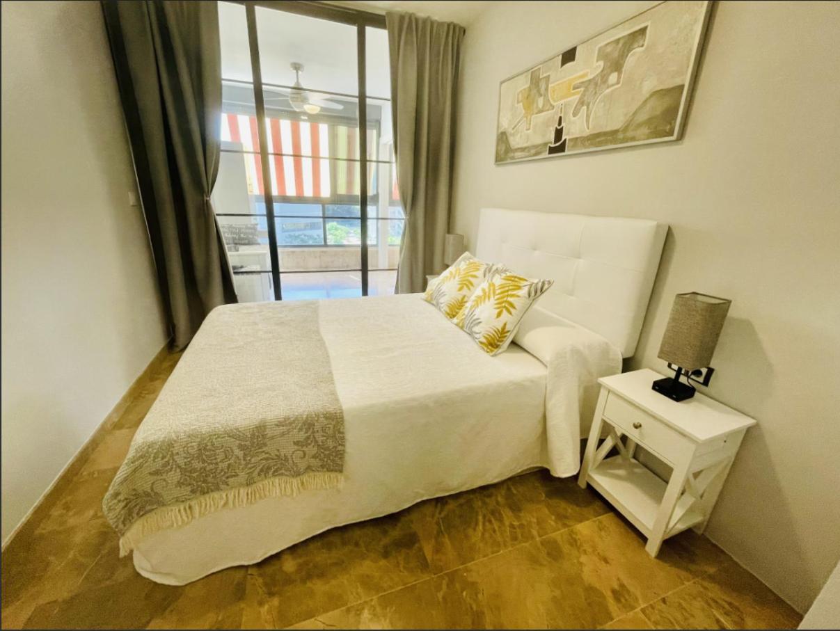 Apartamento Playa De Poniente Benidorm - Torre Dos Calas Esterno foto