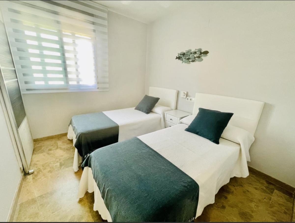 Apartamento Playa De Poniente Benidorm - Torre Dos Calas Esterno foto