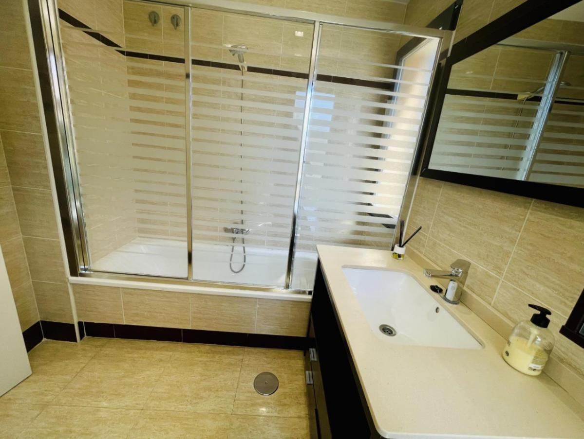 Apartamento Playa De Poniente Benidorm - Torre Dos Calas Esterno foto